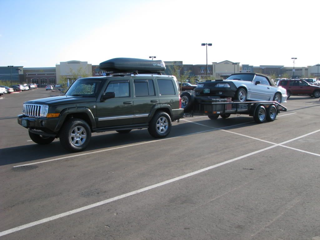 What is the towing capacity of a 2007 jeep commander #5