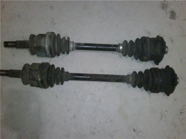 http://i279.photobucket.com/albums/kk121/zenkiS14-5/AxleShafts.jpg