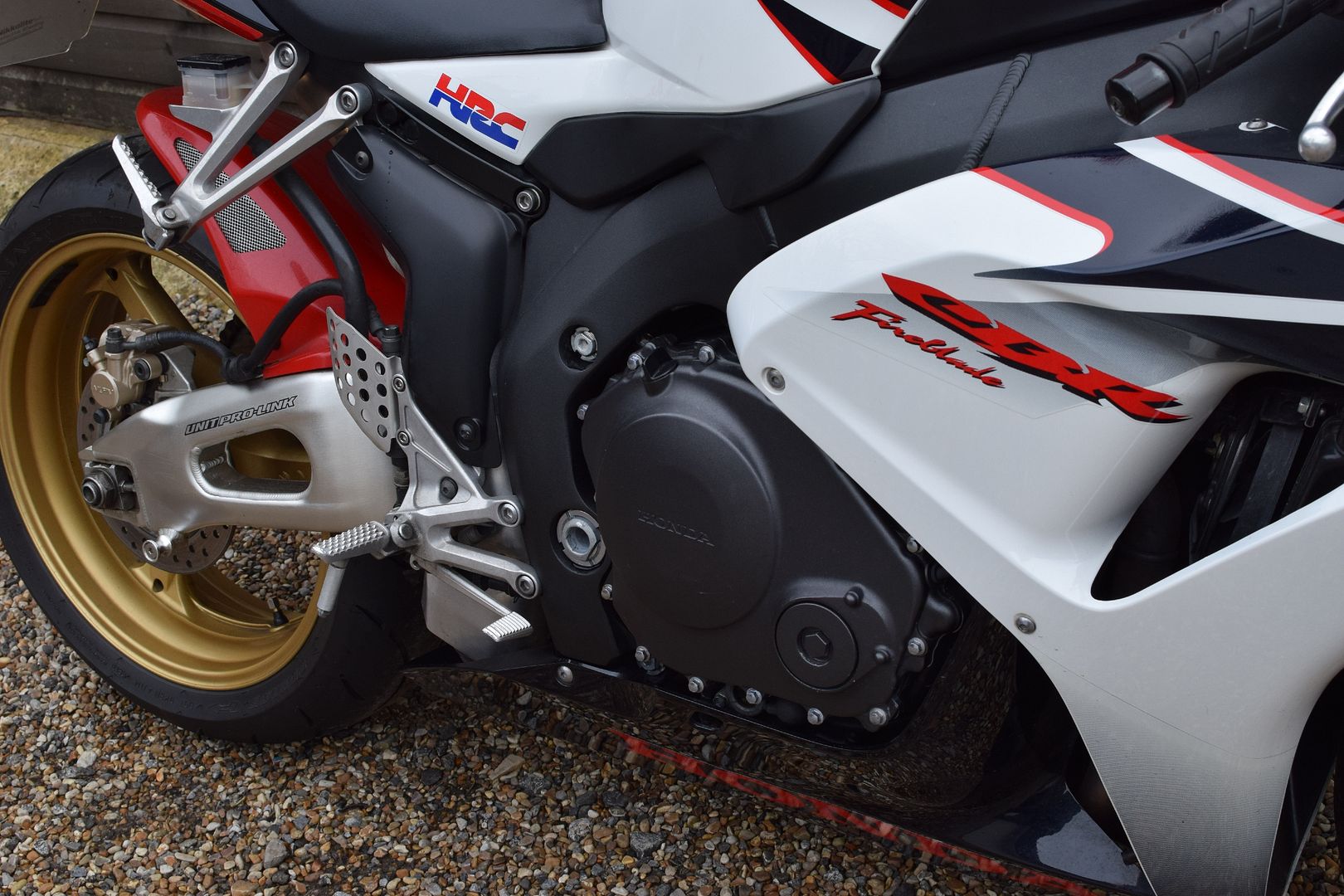 best tyres for cbr1000rr