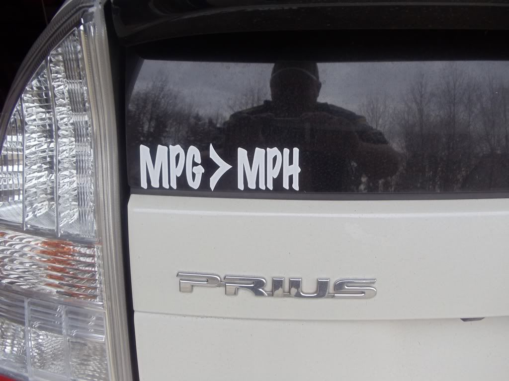 Small, Medium, Large, Plug In:  Your Perfect Prius Awaits! - k6dr1sv