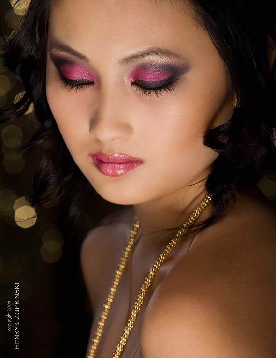 http://i279.photobucket.com/albums/kk134/gogorgeous/my%20work/IMG_4766a1.jpg