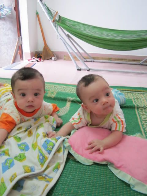 B&#7841;n M&#7841;nh V&agrave; b&#7841;n Quang