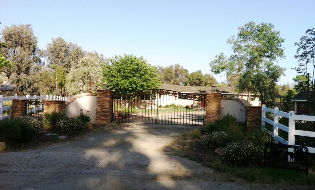 Farm Entry Gates