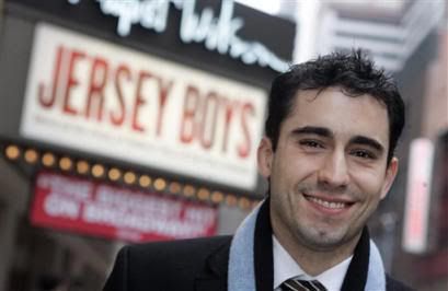 John_Lloyd_Young_Street-750601.jpg John Lloyd Young image by jerseygirl10101