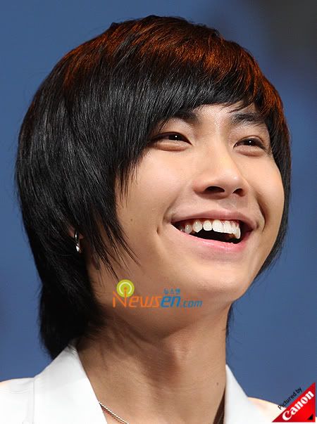 song seunghyun Pictures, Images and Photos