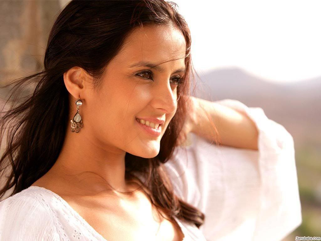 Tulip Joshi - Images