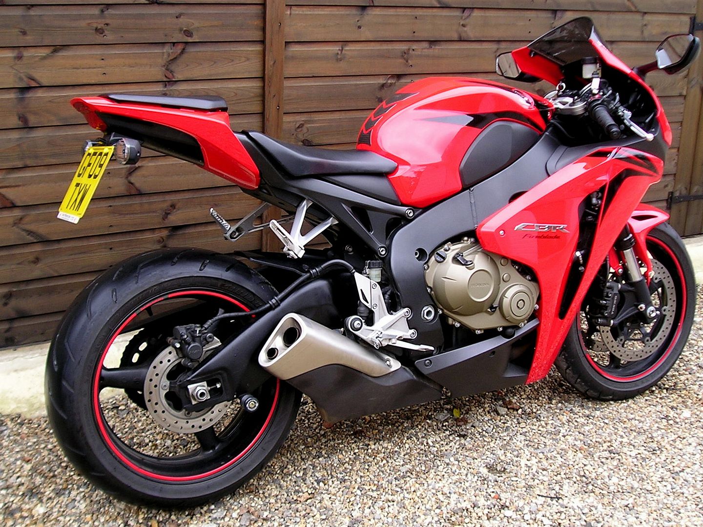 Honda cbr1000rr fireblade 2009