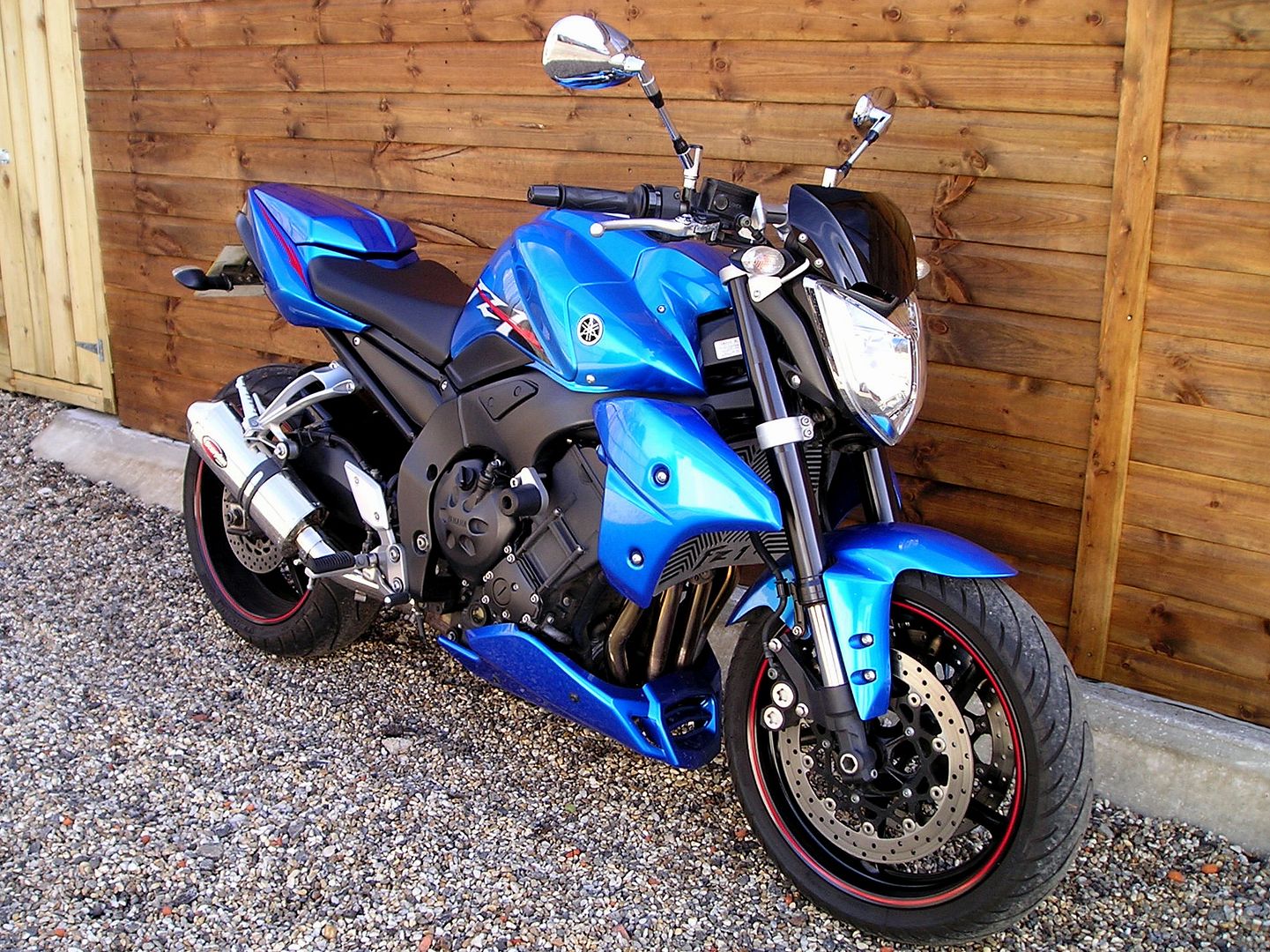 £ SOLD, Yamaha FZ1-N (Rare Cobalt Blue, Great spec.) 2007 07 Reg