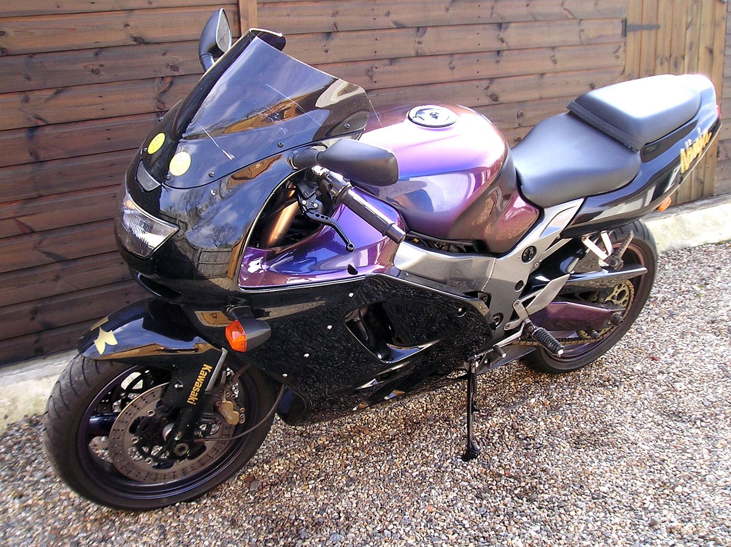 SOLD, Kawasaki ZX-9R B4 (19000 miles, Custom Flip paint
