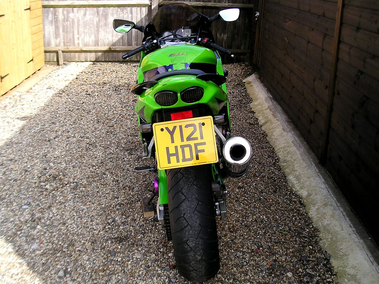 SOLD, Kawasaki ZX-9R E1 (25000 miles, Nice options, Clean bike