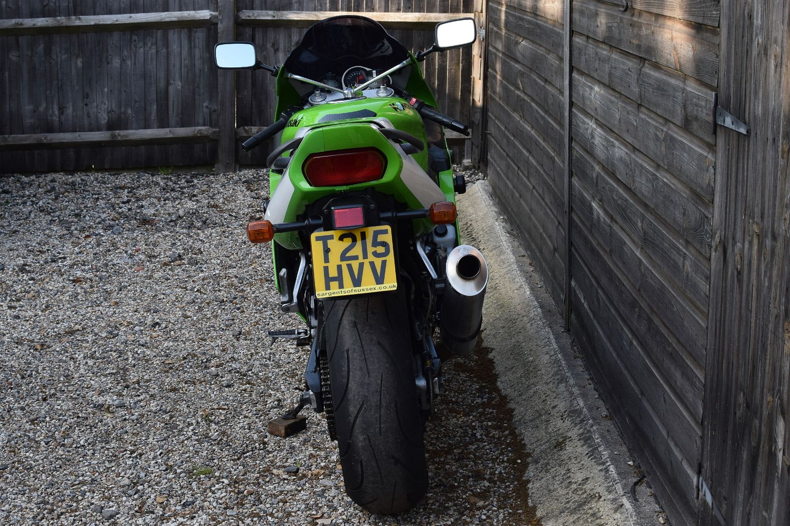 SOLD, Kawasaki ZX-7R P4 (14900 miles, Exceptional) 1999 T Reg