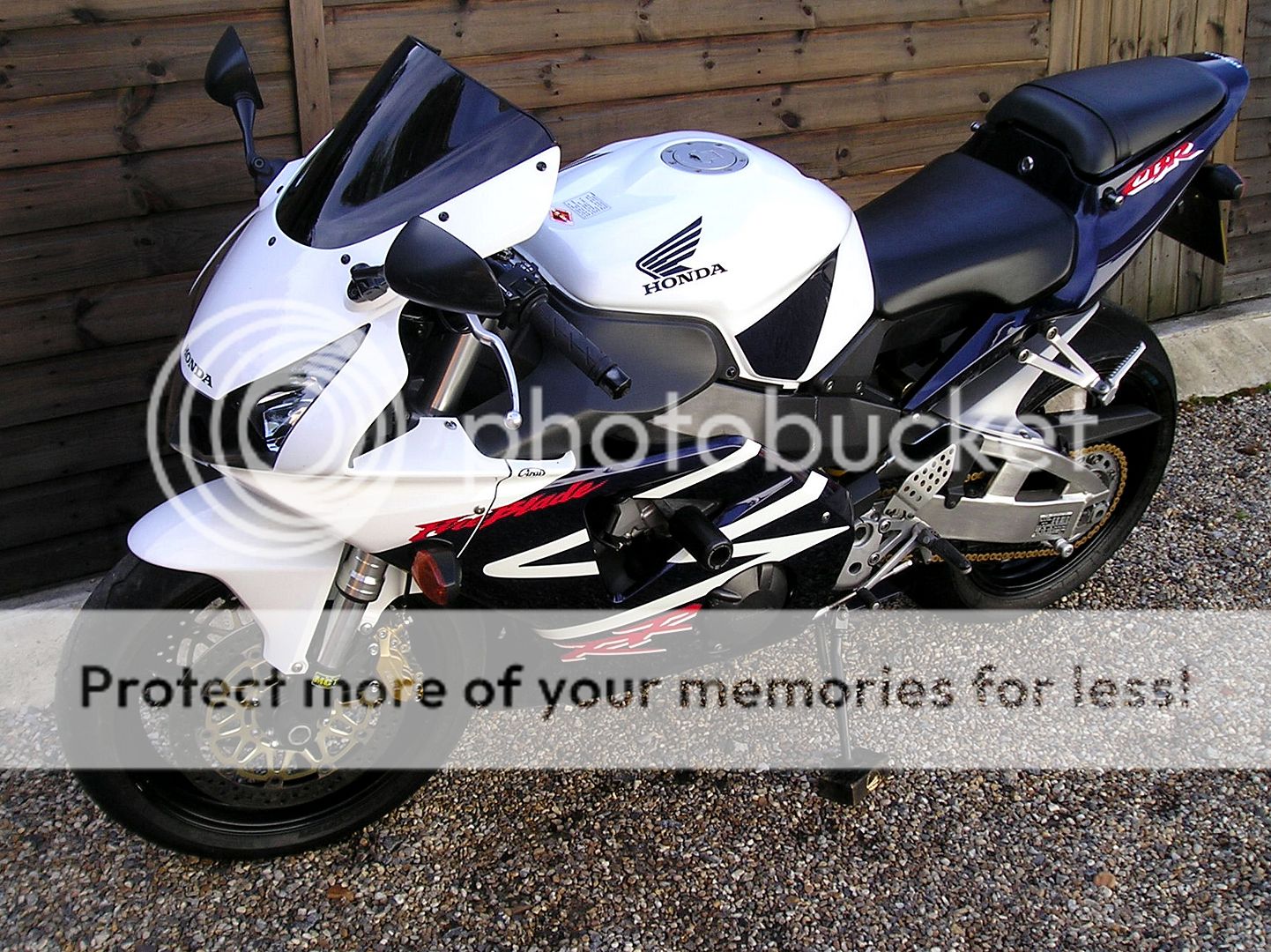 Honda cbr900rr 2002