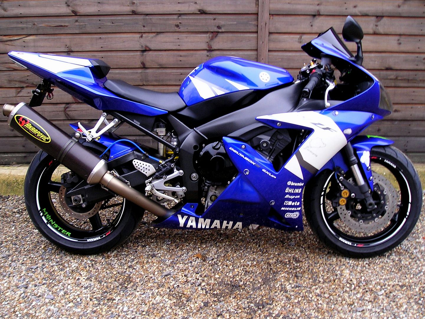 Yamaha r1 2003