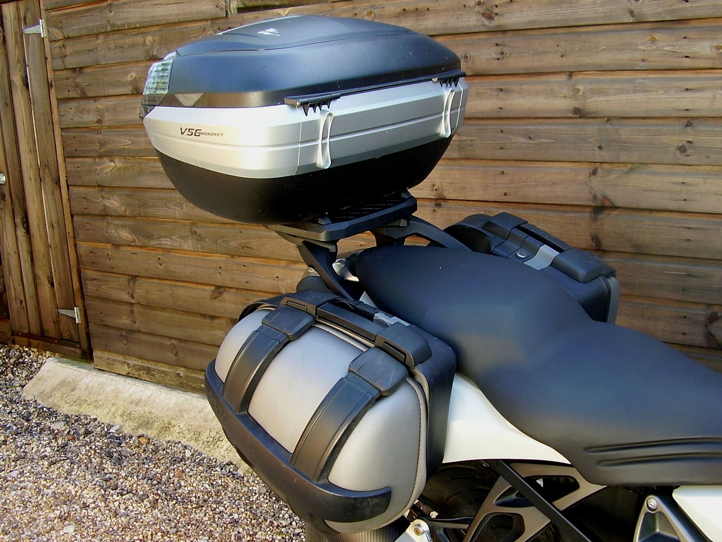 £ SOLD, BMW K1300S (2 owners, Full luggage, MIVV carbon exhaust) 2010 ...