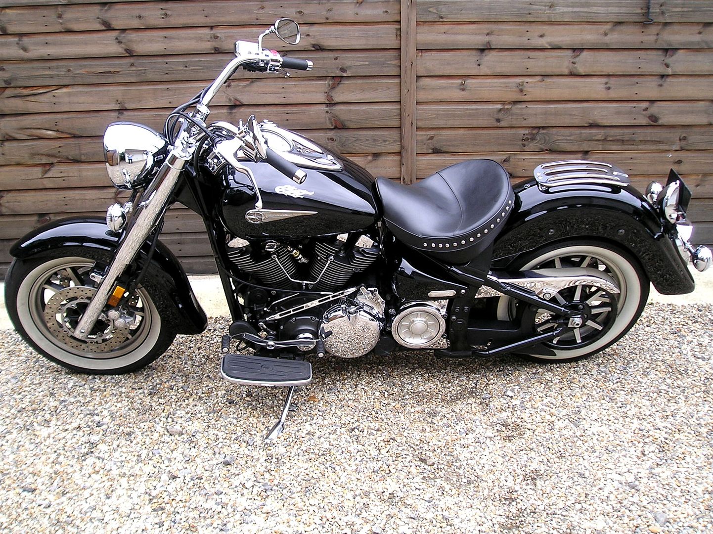 xv 1700 roadstar