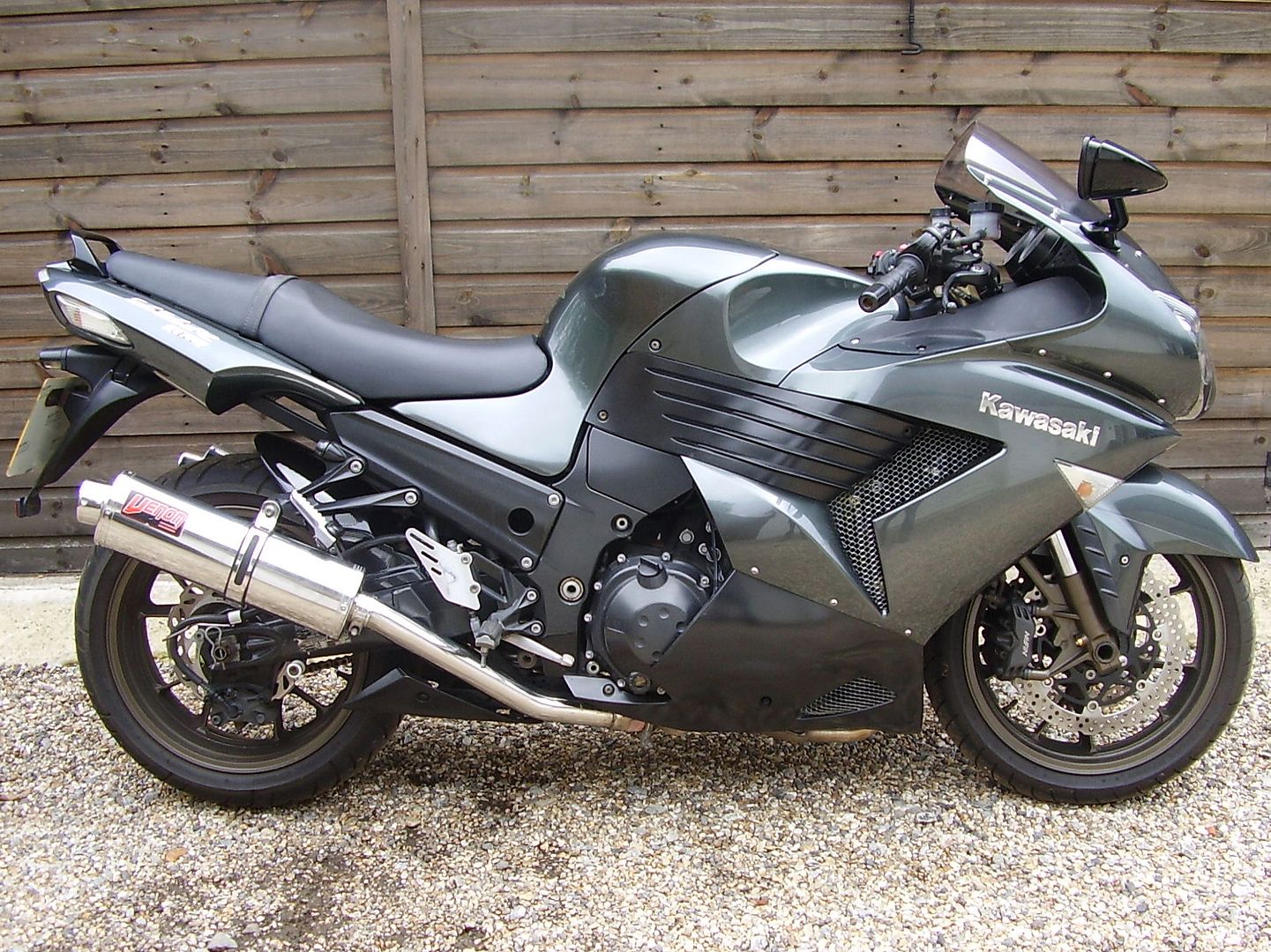 SOLD, Kawasaki ZZR 1400 A6F (Motad Venom Exhausts) 2006 06 Reg