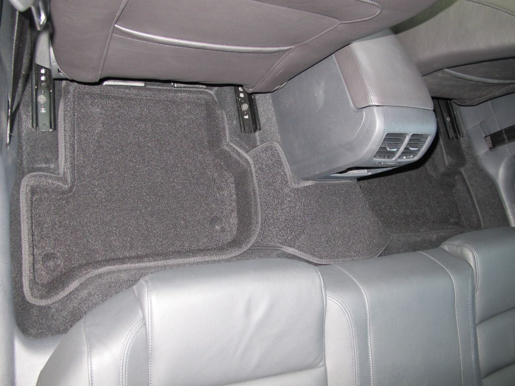 Nokian Hakkapeliitta R2 >> Findway F518 Style 3D Car Floor Liners 21 fitment pics in ... Nokian Hakkapeliitta R2 >> Findway F518 Style 3D Car Floor Liners 21 fitment pics in ...
