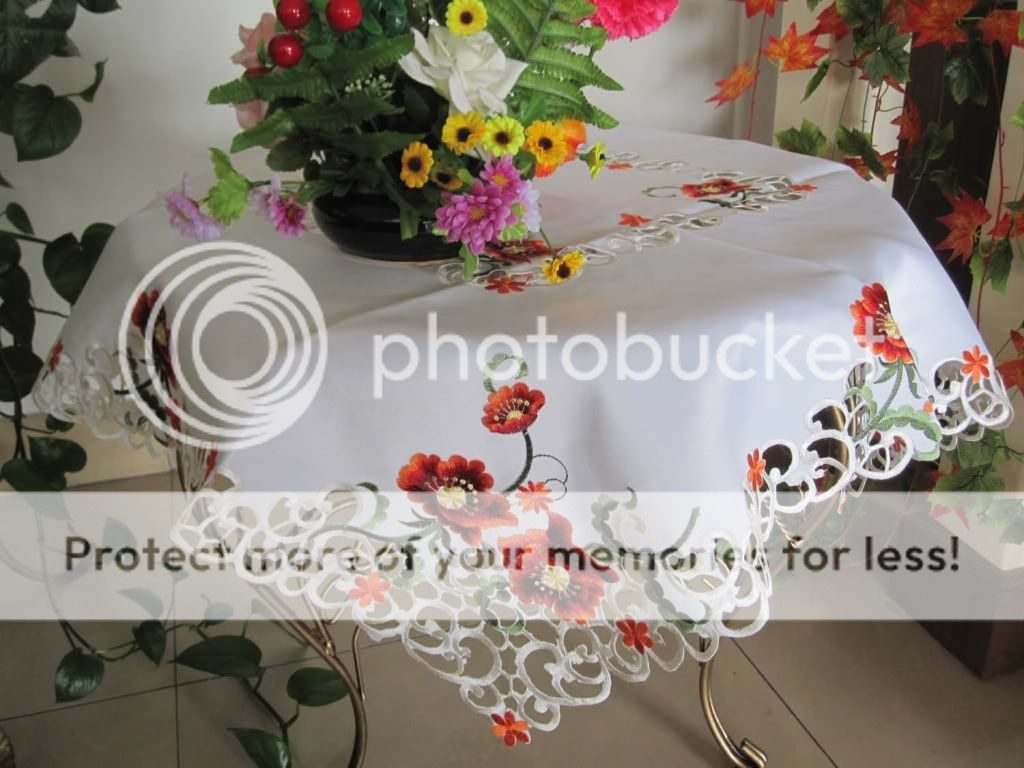 VINTAGE STYLE POPPY EMBROIDER TABLE CLOTH TOPPER +GIFT  